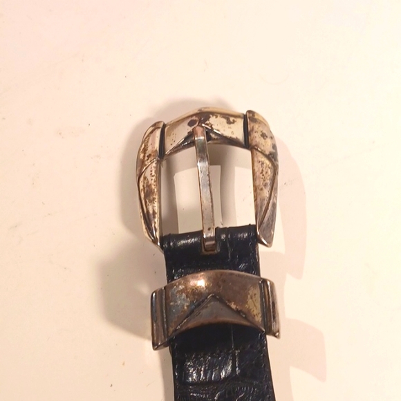 ERRRGHE 40" LEATHER - Picture 1 of 5